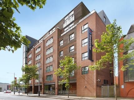 Travelodge Swansea Central&nbsp;| Bon-y-maen&nbsp;| SWANSEA&nbsp;| 