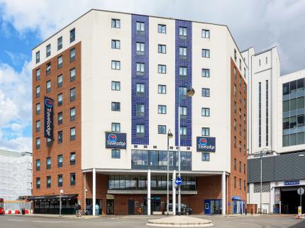 TRAVELODGE LONDON UXBRIDGE COWLEY UXBRIDGE