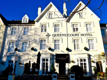 QUEENS COURT HOTEL COWLEY EXETER