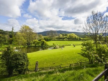 WHITESTONECLIFFE INN AINDERBY QUERNHOW THIRSK