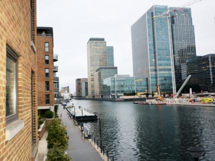 ZEN APARTMENTS MERIDIAN PLACE ALL SAINTS CANARY WHARF