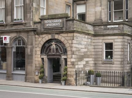 FOUNTAIN COURT APARTMENTS ROYAL GARDEN EDINBURGH
