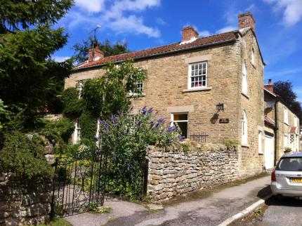 APRIL COTTAGE AMPLEFORTH YORK