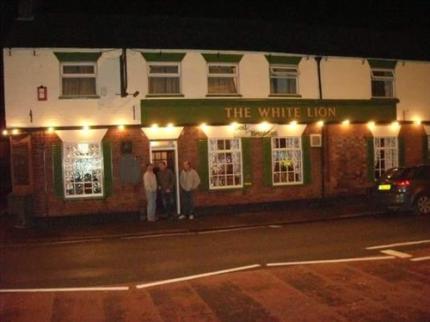 WHITE LION GRANTHAM