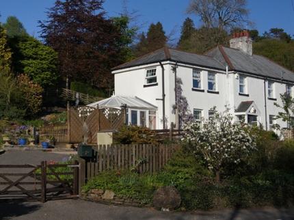 ARFRYN HOUSE BED AND BREAKFAST ABERCANAID MERTHYR TYDFIL
