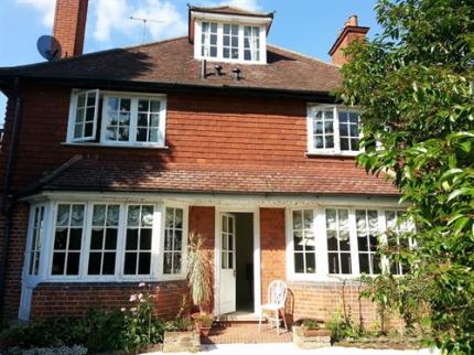 ROSEMEAD GUEST HOUSE CLAYGATE ESHER