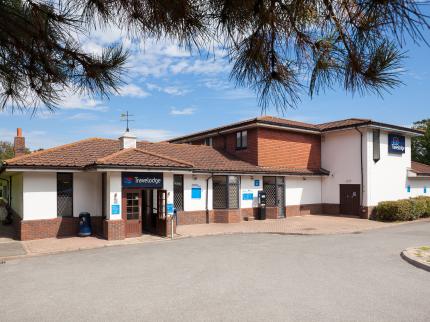 TRAVELODGE HASTINGS HASTINGS