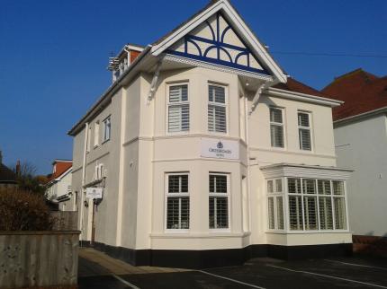 CROSSROADS HOTEL SOUTHBOURNE BOURNEMOUTH