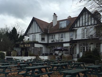 WEIR HOTEL HERSHAM WALTON ON THAMES
