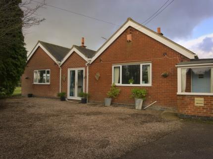 LONG CHIMNEYS BED AND BREAKFAST ALKMONTON ASHBOURNE