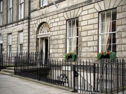 BALLANTRAE HOTEL EDINBURGH