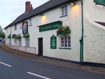 BUTCHERS ARMS ALCOMBE MINEHEAD
