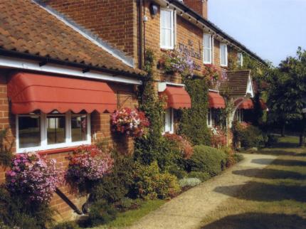 LONGHAM WHITE HORSE BITTERING DEREHAM