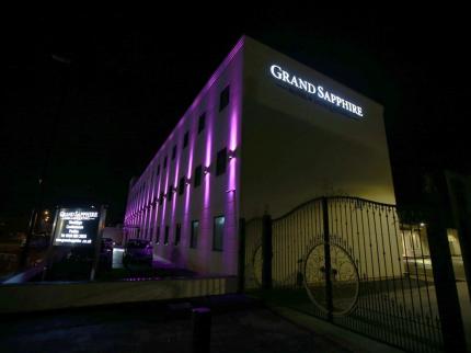 GRAND SAPPHIRE HOTEL BANQUETING ADDINGTON CROYDON