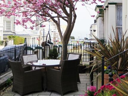 SEACLYFFE HOTEL GOGARTH LLANDUDNO