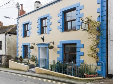 OLD PARSONAGE BELOWDA MEVAGISSEY