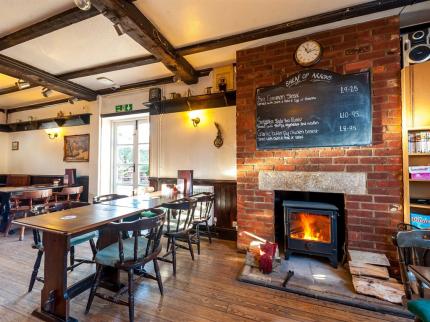 SHEAF OF ARROWS BOVERIDGE CRANBORNE