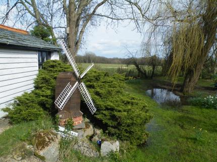 WHITE COTTAGE ASHENDEN TENTERDEN