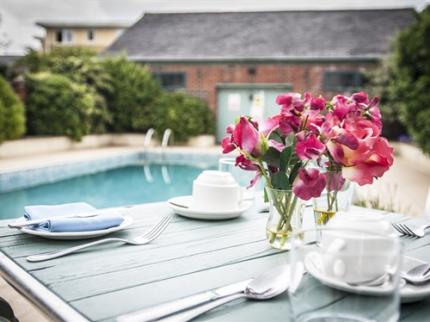 BENDENE TOWNHOUSE COWLEY EXETER