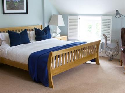 BELL AT HAMPTON BEGBROKE HAMPTON POYLE