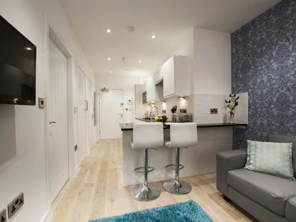 STAFF APARTMENTS GARRARD HOUSE READING