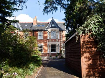 The Loft Room&nbsp;| Bathpool&nbsp;| Taunton&nbsp;| 