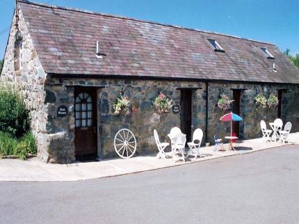 OLD MILL FARMHOUSE BETHANIA TRAWSFYNYDD
