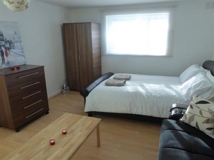 SEYMOUR APARTMENT CROUCH END HARRINGAY