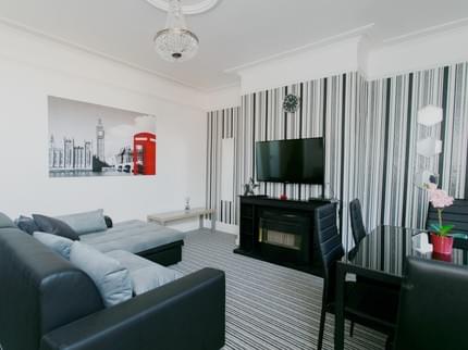 DEAN HOUSE BEESTON LEEDS