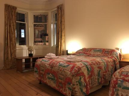 MENZIES APARTMENT EDINBURGH