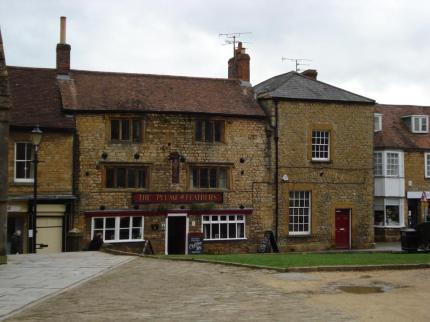 PLUME OF FEATHERS ADBER SHERBORNE