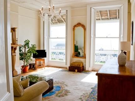 BEACH VIEW APARTMENT WEST WORTHING WORTHING