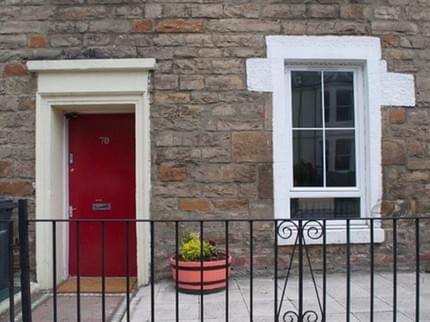 CENTRE TOWNHOUSE EDINBURGH