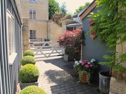 CROFT HOUSE GUEST SUITE BARTON END PAINSWICK