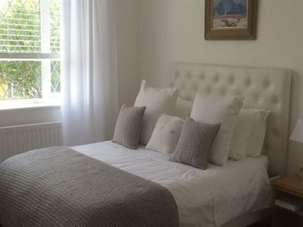 B B LITTLE GARTH COODEN BEXHILL ON SEA