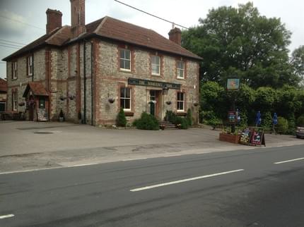 SOMERSET ARMS BARROW STREET WARMINSTER