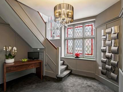 M HOTELS APARTMENTS BRENT CROSS LONDON