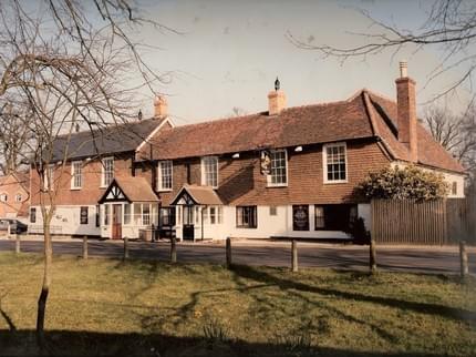 EIGHT BELLS HOTEL FOUR THROWS HAWKHURST