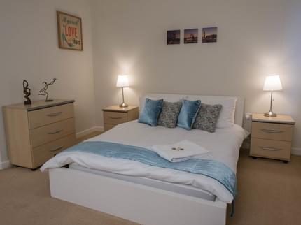 ROYAL LIMEHOUSE APARTMENT ALL SAINTS LONDON