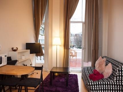 BAYSWATER LEINSTER STUDIOS BAYSWATER LONDON