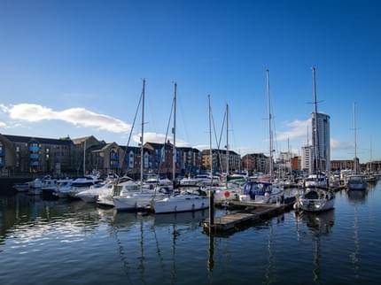 ALINA ON MARINA BON Y MAEN SWANSEA