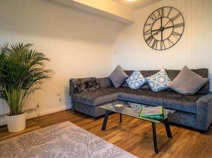 PENTHOUSE CANTERBURY CANTERBURY