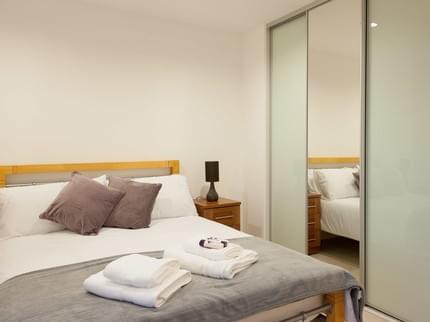 STREAMLIGHT TOWER ALL SAINTS LONDON