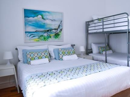 PORTRUSH TOWNHOUSE BOUTIQUE HOSTEL PORTRUSH
