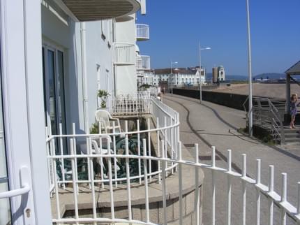 BAYSTAYS CAMONA DRIVE BON Y MAEN SWANSEA