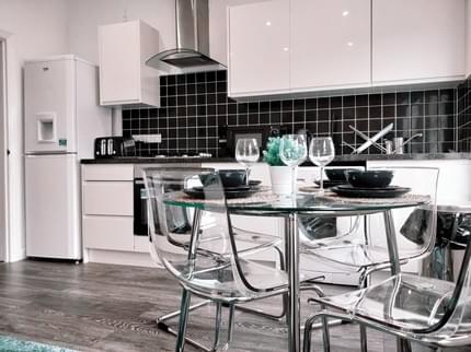 CHILTERN APARTMENT CADDINGTON LUTON