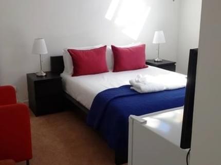 BRICK LANE FLAT ALDGATE EAST TOWER HAMLETS