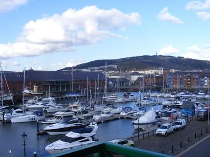 BAYSTAYS MARINA VIEW BON Y MAEN SWANSEA