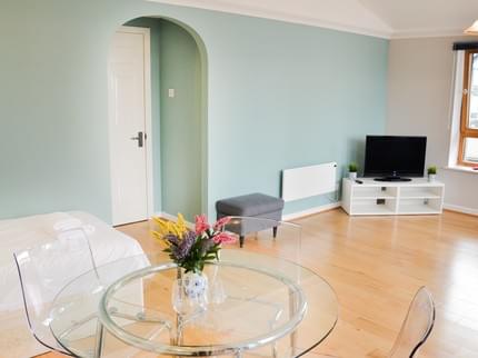 DOCKLANDS APARTMENTS ALL SAINTS TOWER HAMLETS