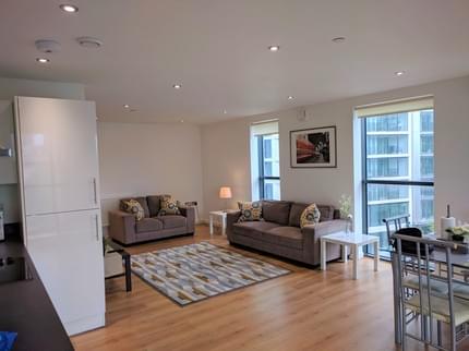 ELEPHANT AND CASTLE APARTMENT BERMONDSEY SOUTHWARK
